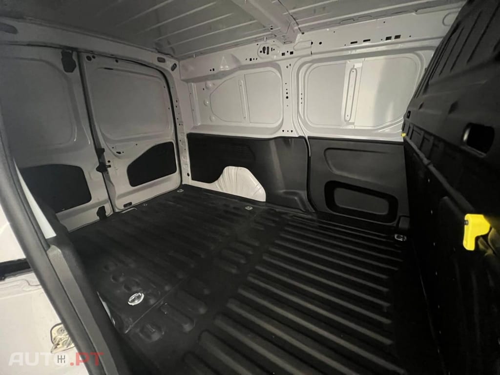 Citroen Berlingo XL 1.5 BlueHDi 100 S&S CVM6 I.V.A DEDUTIVEL 