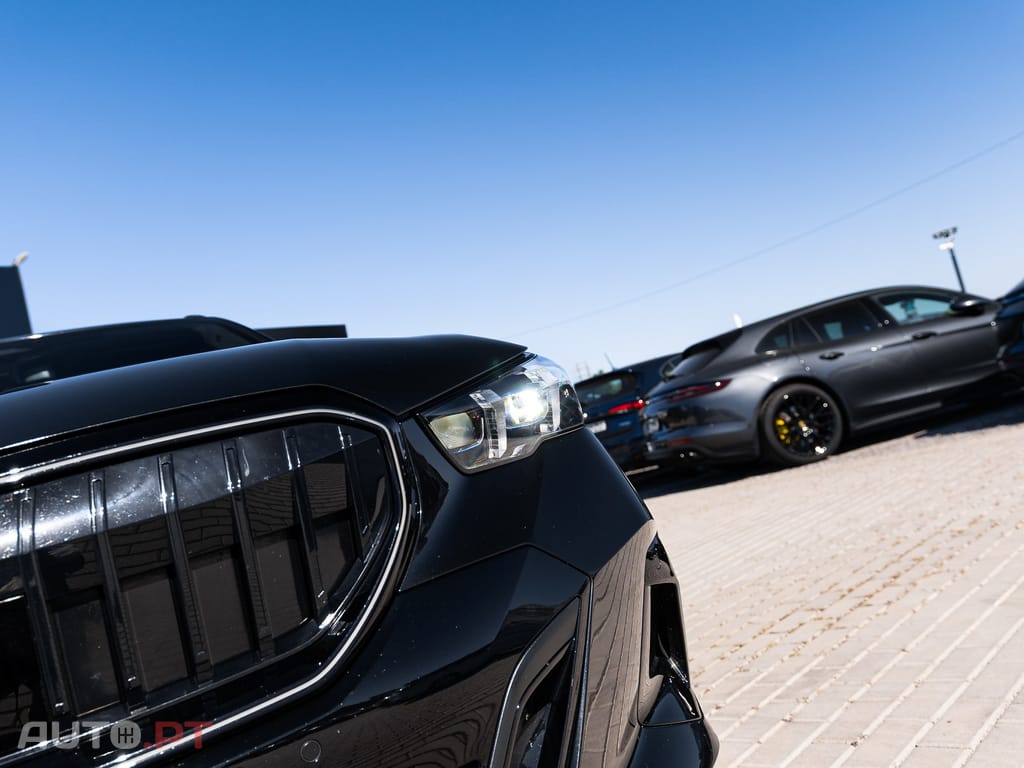 BMW 530 e Pack Desportivo M