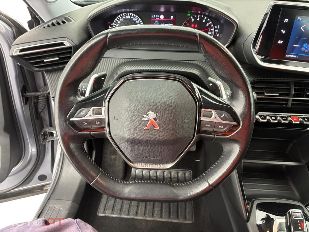 Peugeot 2008 1.2 PureTech Active Pack EAT8