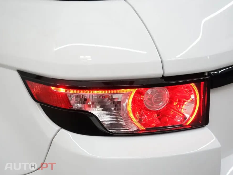Land Rover Evoque 2.2 TD4 Prestige Auto