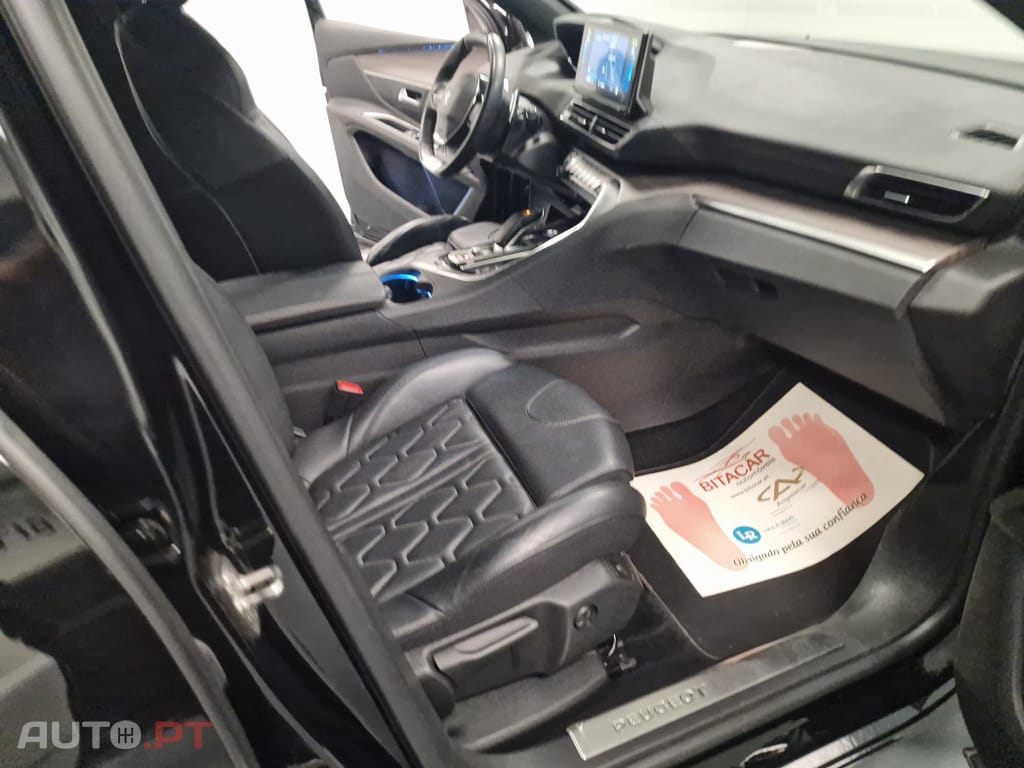 Peugeot 3008 1.6 Hybrid4 GT Line e-EAT8