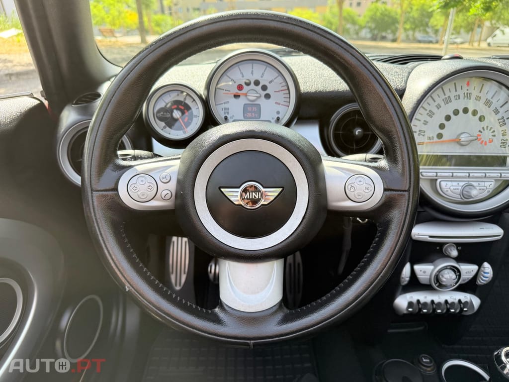 MINI Cabrio Cooper S