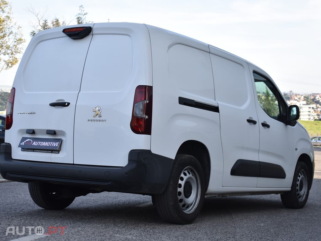 Peugeot Partner 1.5 BlueHDi Premium Longa