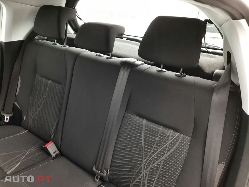 Peugeot 208 1.2 VTi Active