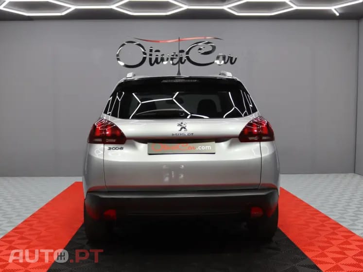 Peugeot 2008 1.5 BlueHDi Style — fotografia 8