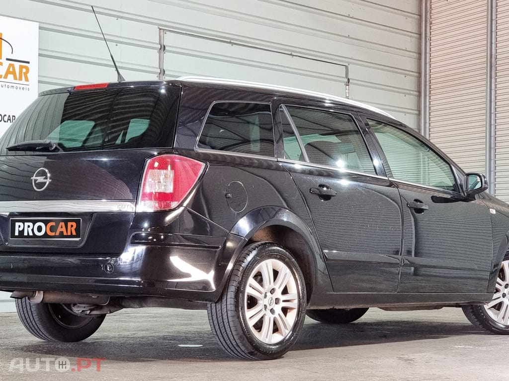Opel Astra Caravan 1.3 CDTi Cosmo