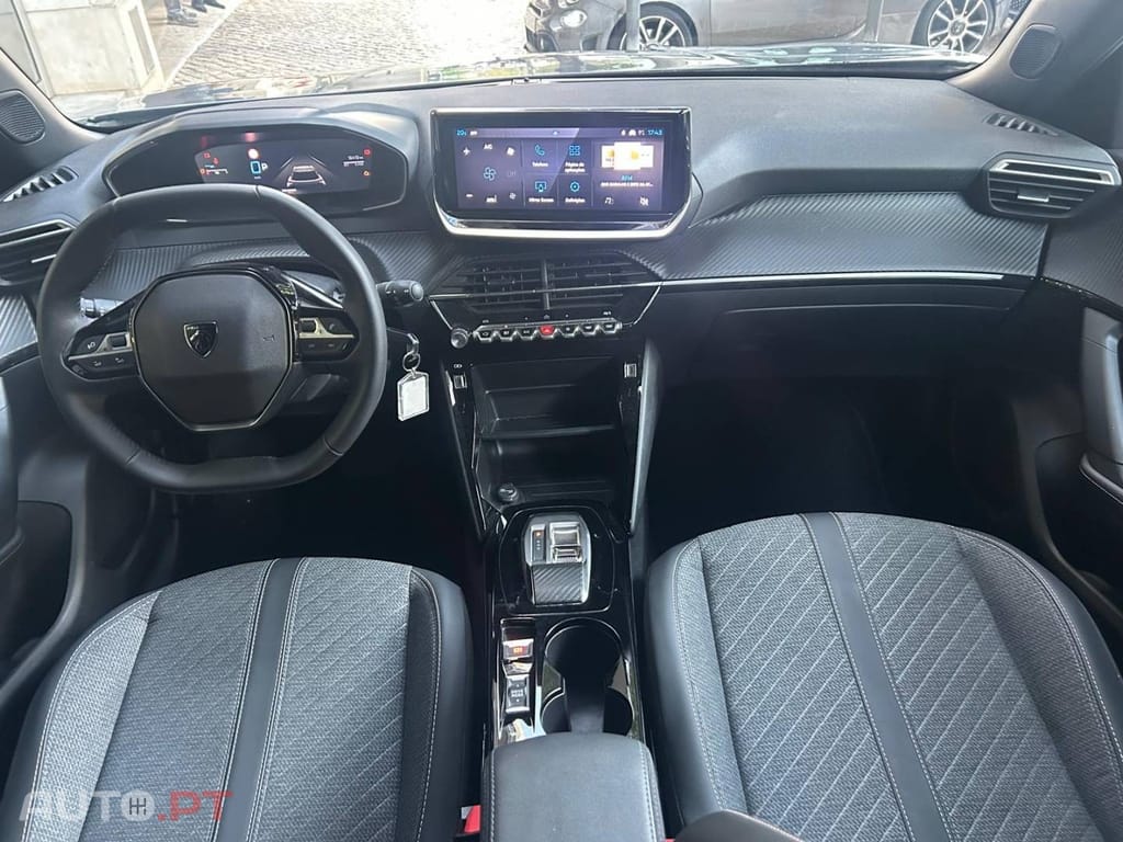 Peugeot 2008 1.2 Hybrid Allure e-DCS6