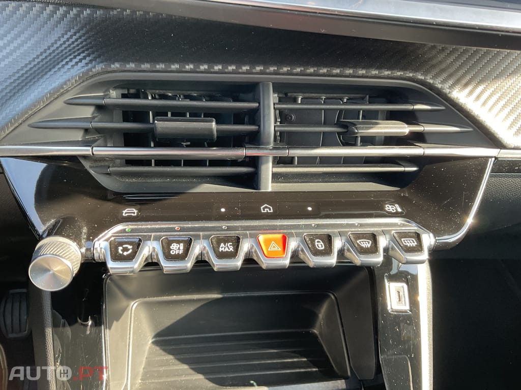 Peugeot 2008 1.2 PureTech Active Pack