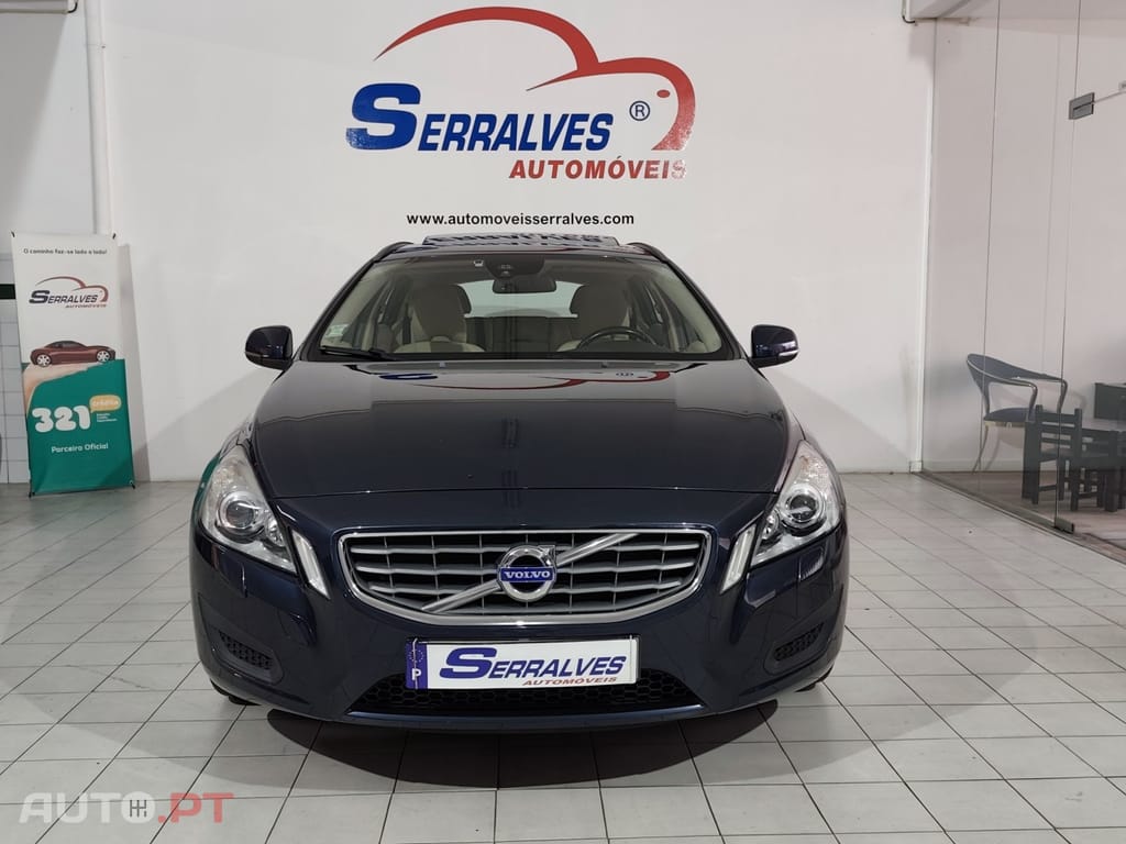 Volvo V60 2.0 D4 Momentum