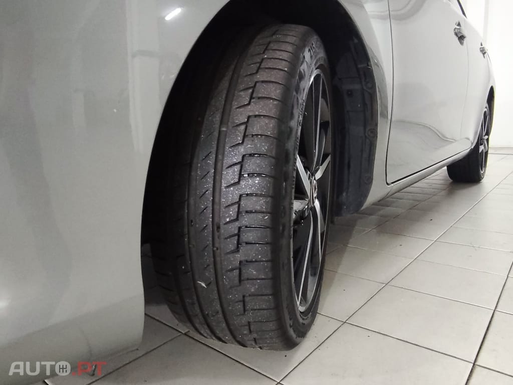 Toyota Auris Touring Sports 1.4 D-4D Comfort+Pack Sport
