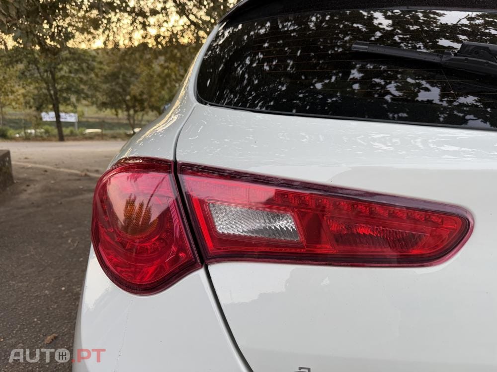 Alfa Romeo Giulietta 2.0 JTDM 16V Veloce