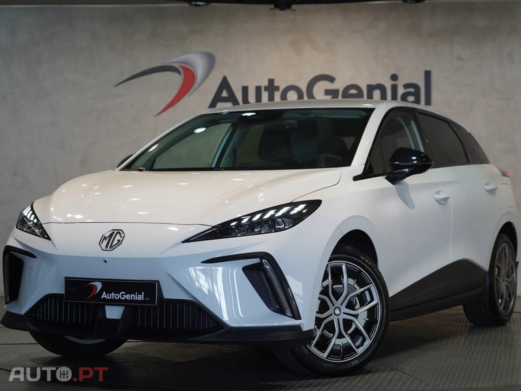 MG MG4 64 kWh Luxury
