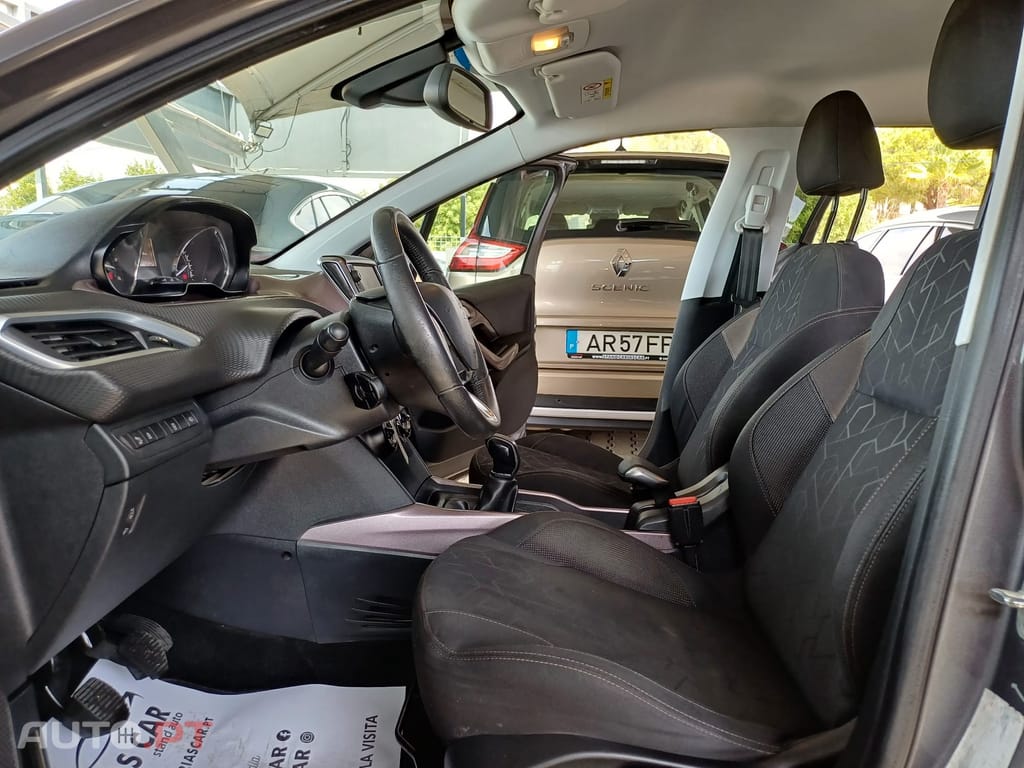 Peugeot 2008 1.4 HDi Allure