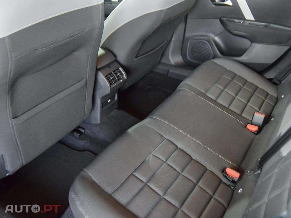 Citroen C4 1.2 Hybrid Plus e-DSC6