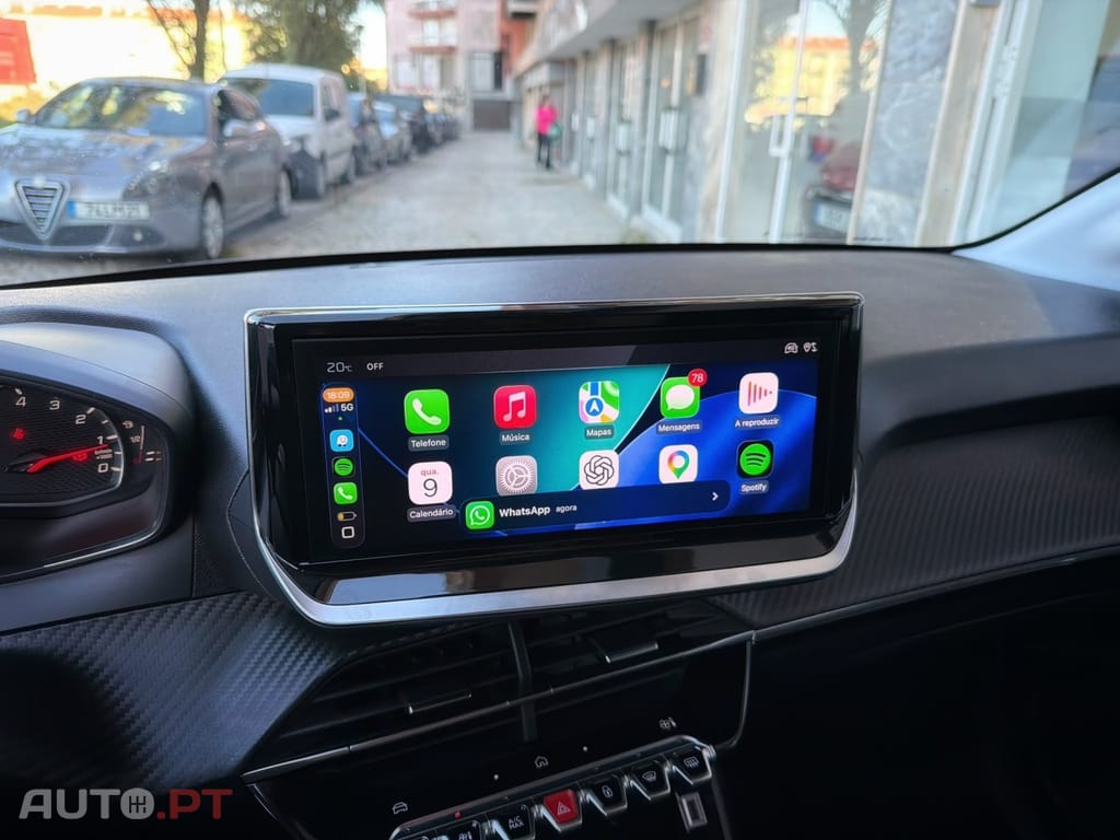 Peugeot 208 1.2 PureTech Active — fotografia 17