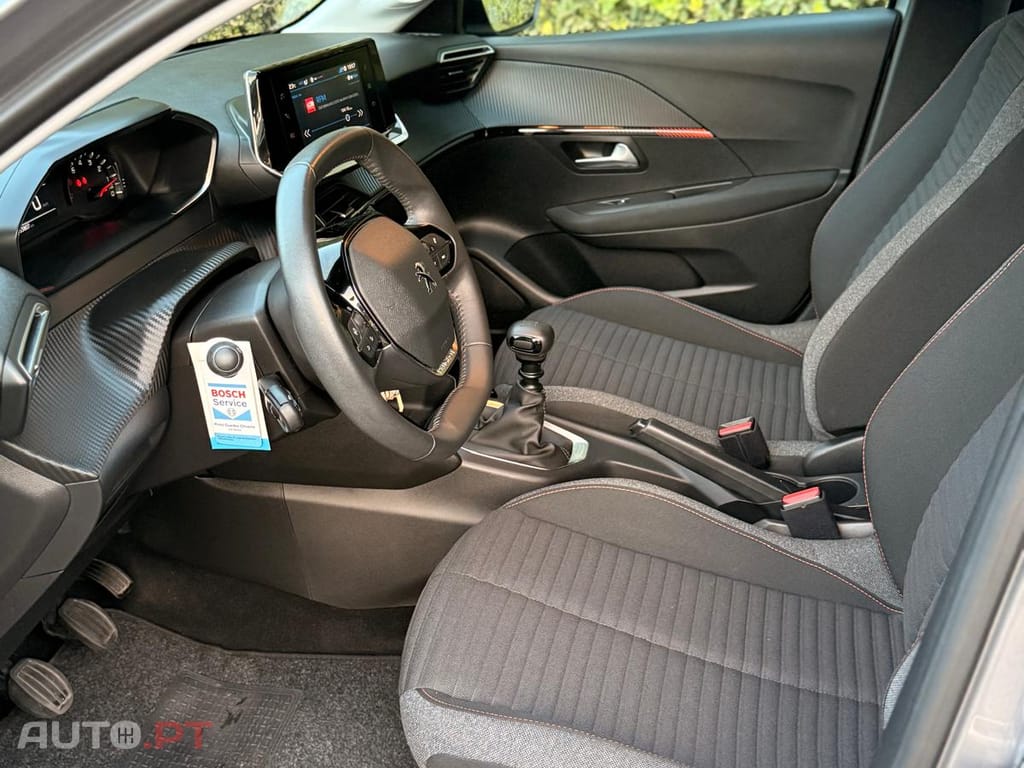 Peugeot 208 1.2 Pure TECH