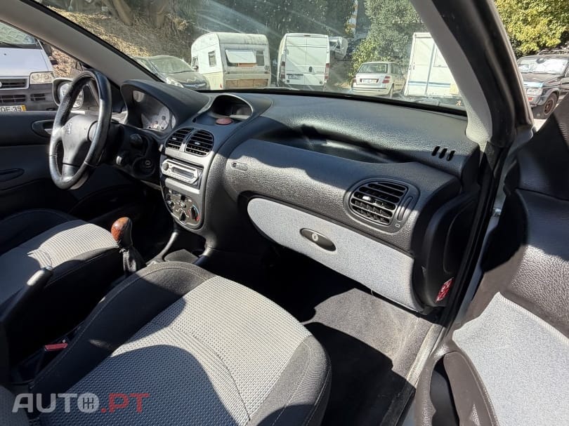 Peugeot 206 CC 1.6