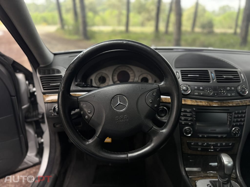 Mercedes-Benz E 270 CDI STATION ADVANTGARDE