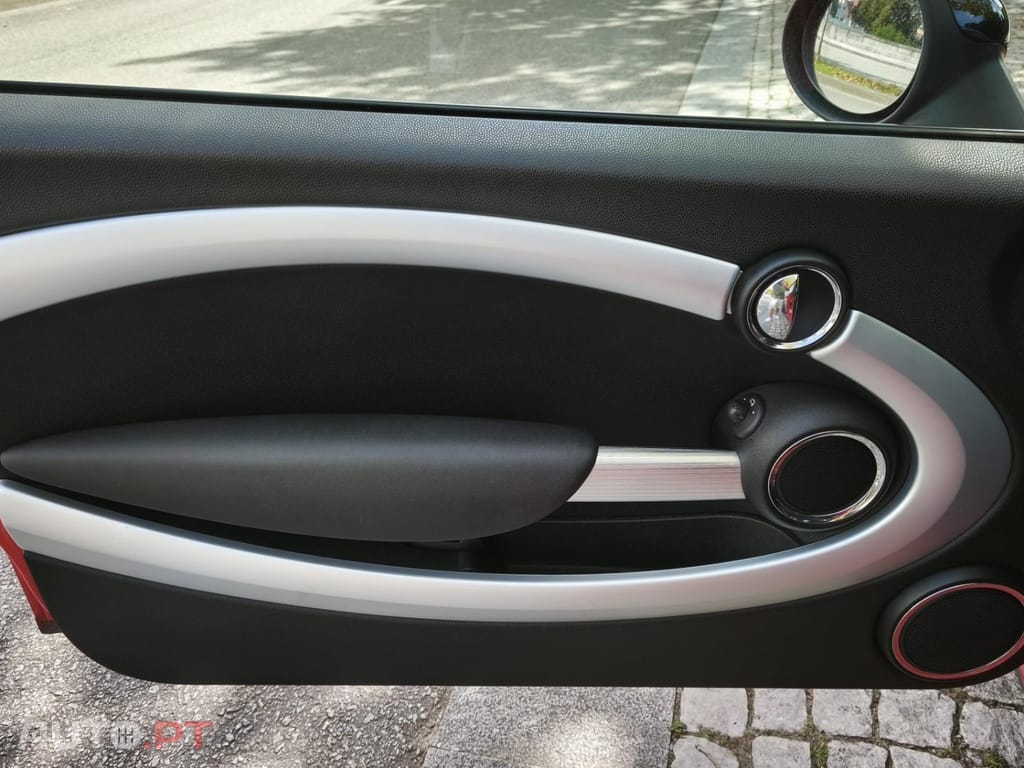 MINI Cooper John Cooper Works