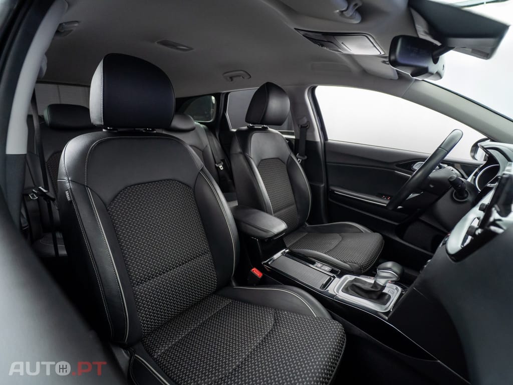 Kia Ceed SW 1.6 GDi PHEV Drive 6DCT