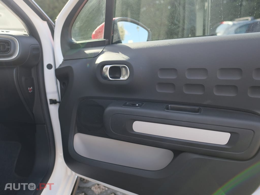 Citroen C3 1.2 PureTech Elle
