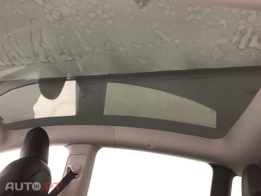 Tesla Model Y Long Range Tração Integral