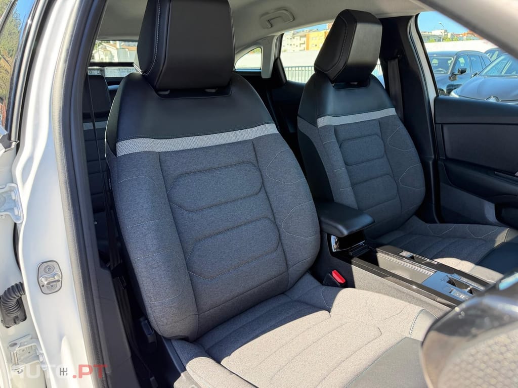 Citroen C4 1.5 BlueHDi Shine EAT8