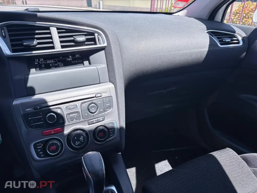Citroen C4 1.6 BlueHDi Feel EAT6