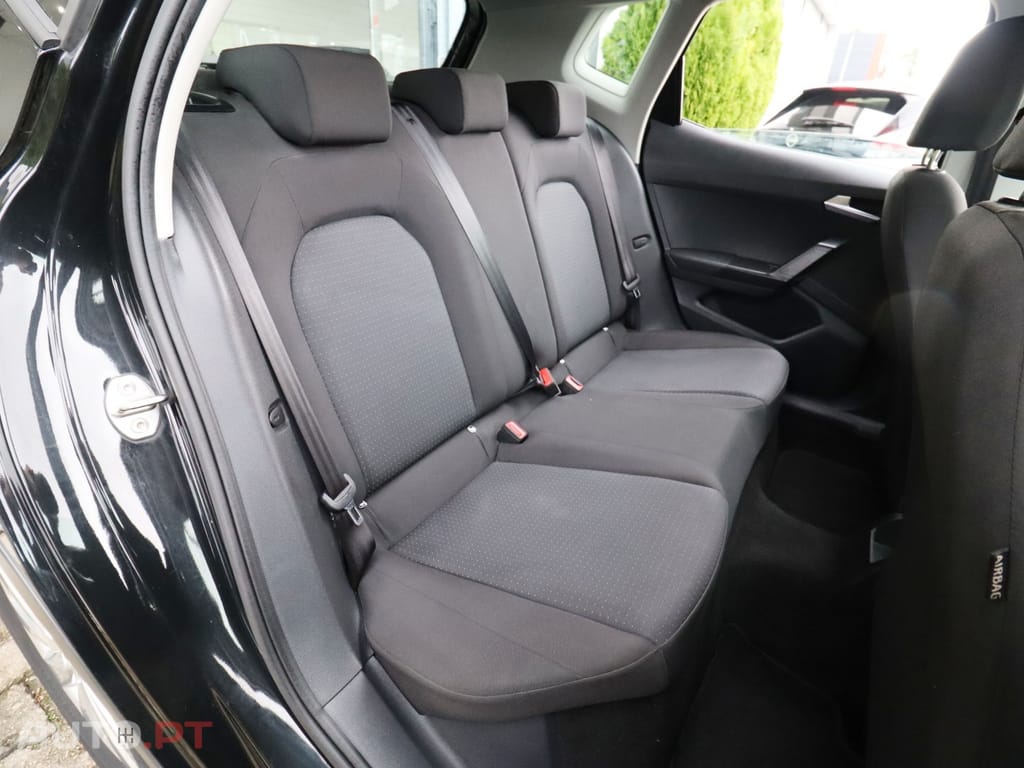 SEAT Arona 1.0 TSI Style — fotografia 11