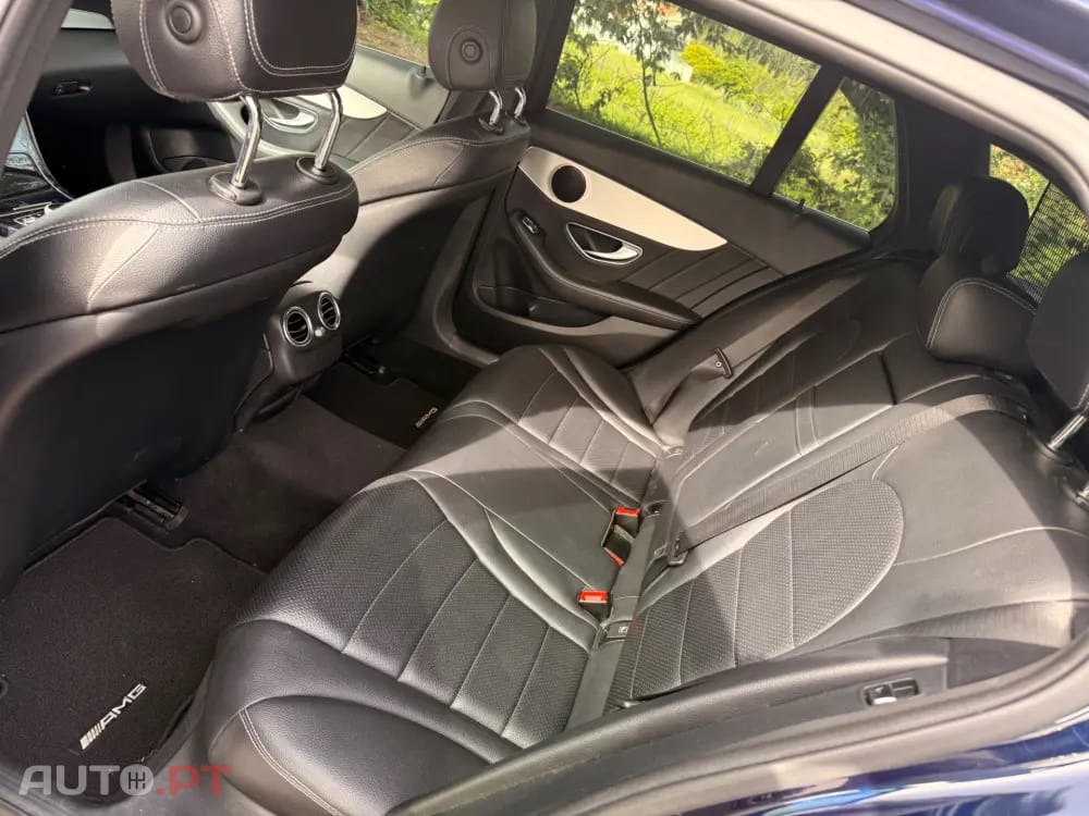 Mercedes-Benz C 300 h AMG Line