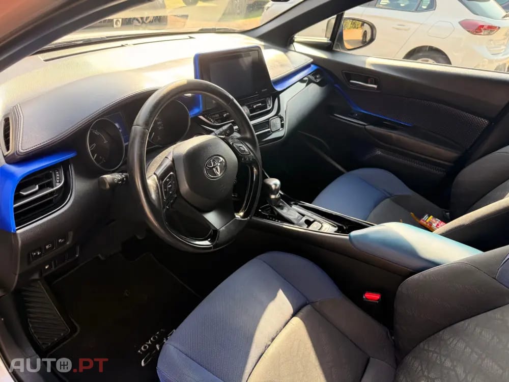 Toyota C-HR 1.8 Hybrid Exclusive