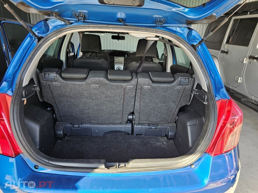 Toyota Yaris 1.0 VVT-i AC