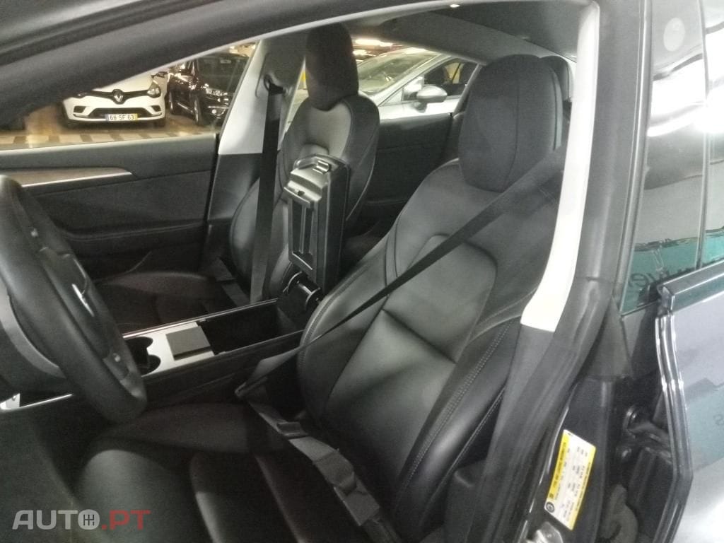 Tesla Model 3 Long-Range Dual Motor AWD