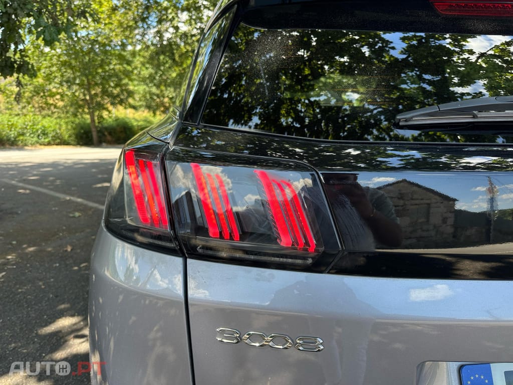 Peugeot 3008 1.6 Hybrid GT Pack e-EAT8
