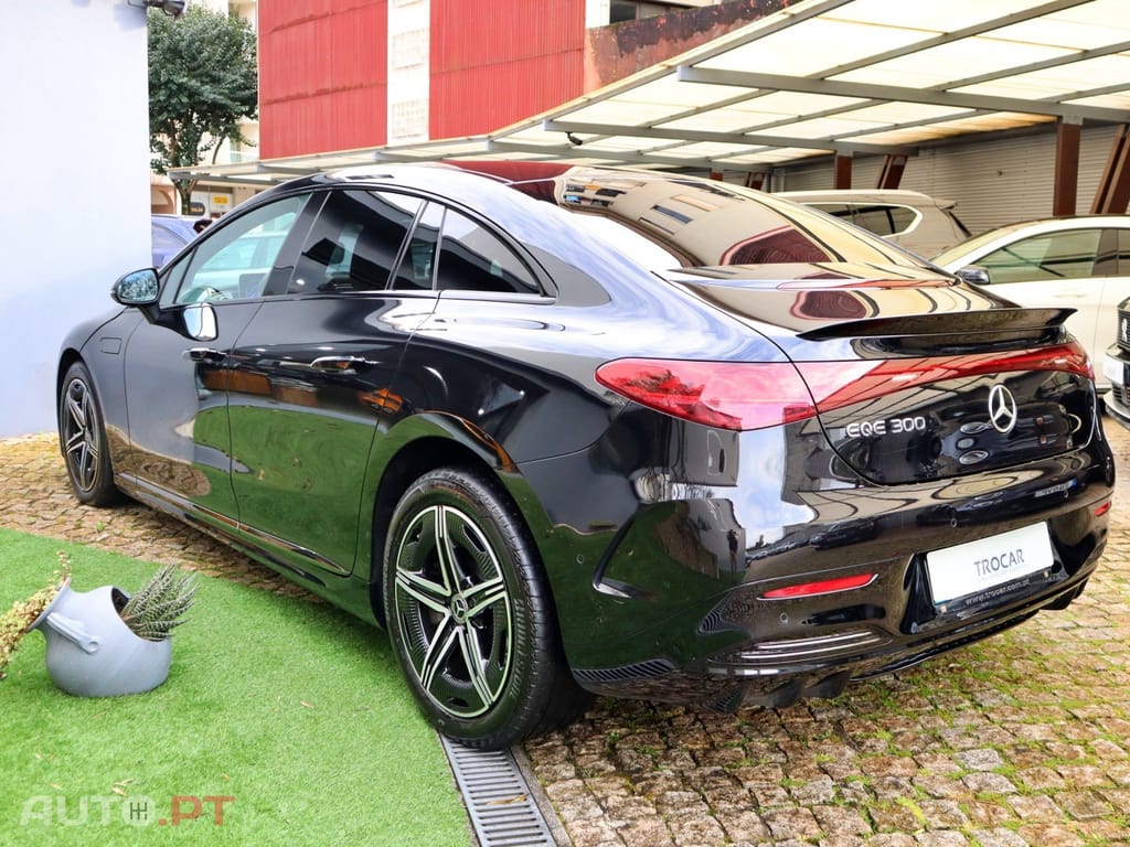 Mercedes-Benz EQE 300 AMG Line