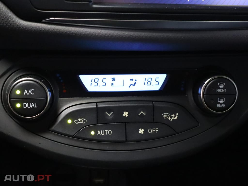 Toyota Yaris 1.5 Híbrido Comfort