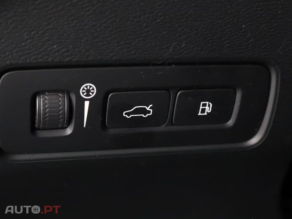 Volvo XC40 T5 RECHARGE INSCRIPTION I.V.A DEDUTIVEL 