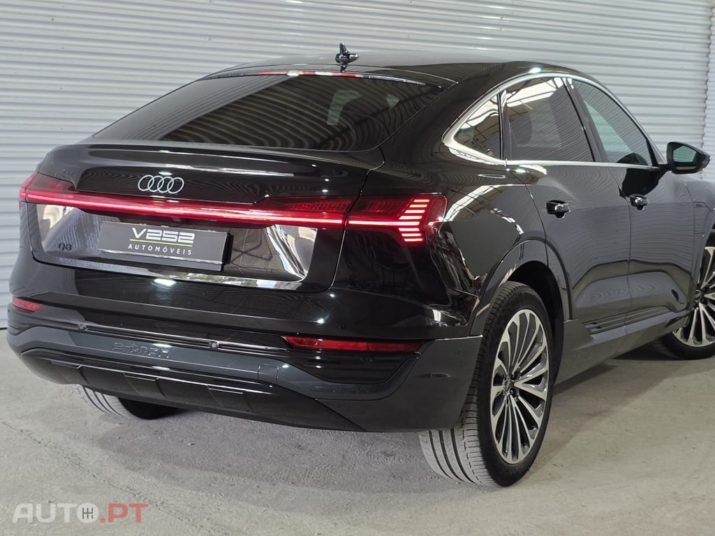 Audi Q8 E-Tron 55 quattro Advanced