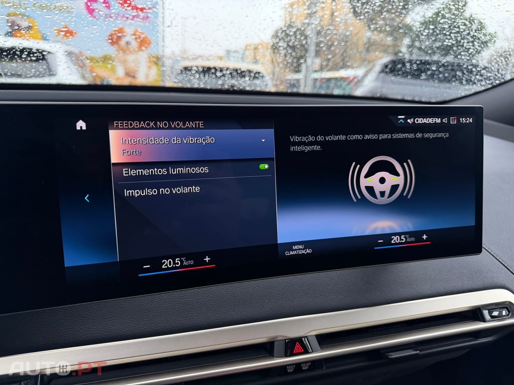 BMW iX xDrive 40 Pack Desportivo