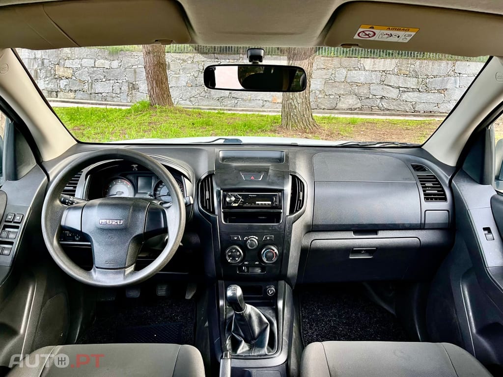 Isuzu D-Max .