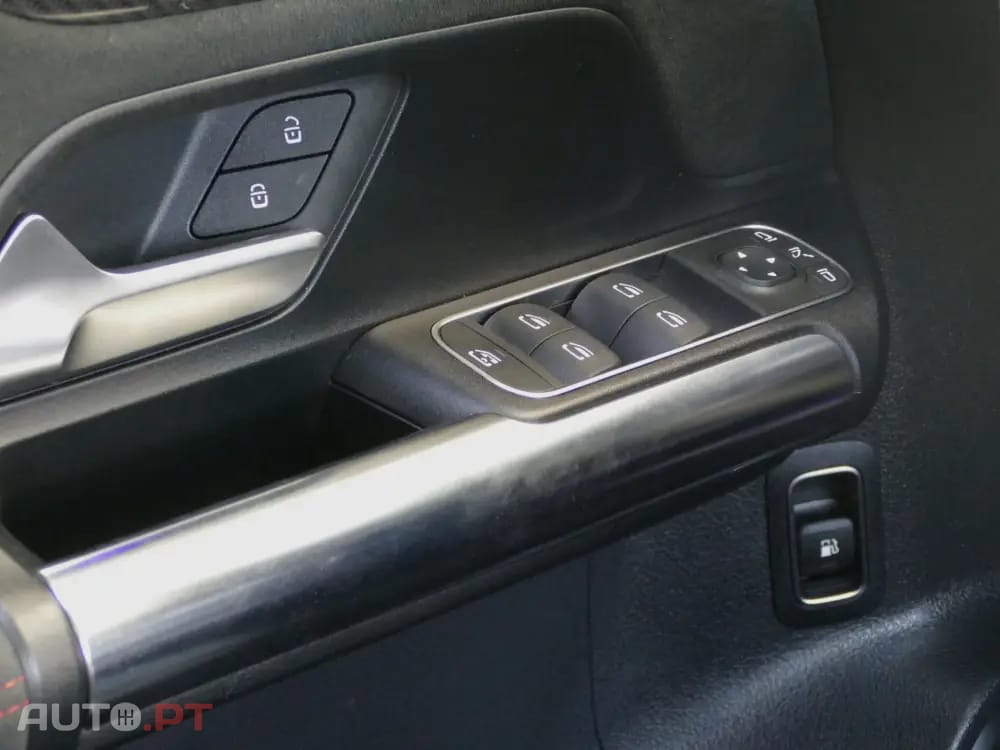 Mercedes-Benz B 250 e AMG Line