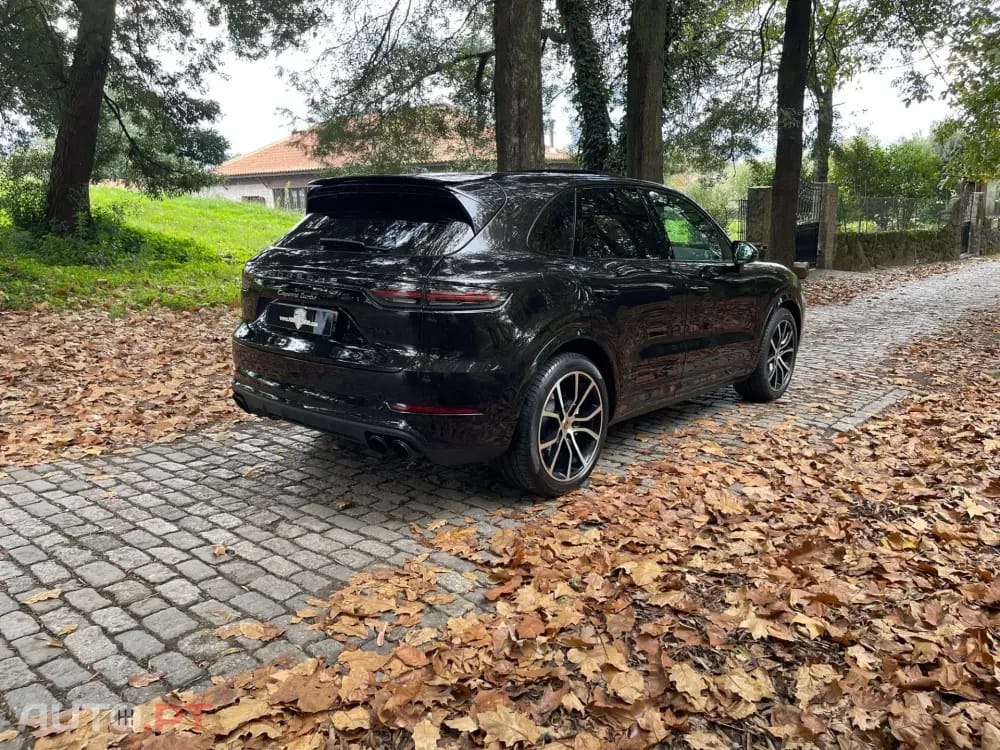 Porsche Cayenne Turbo