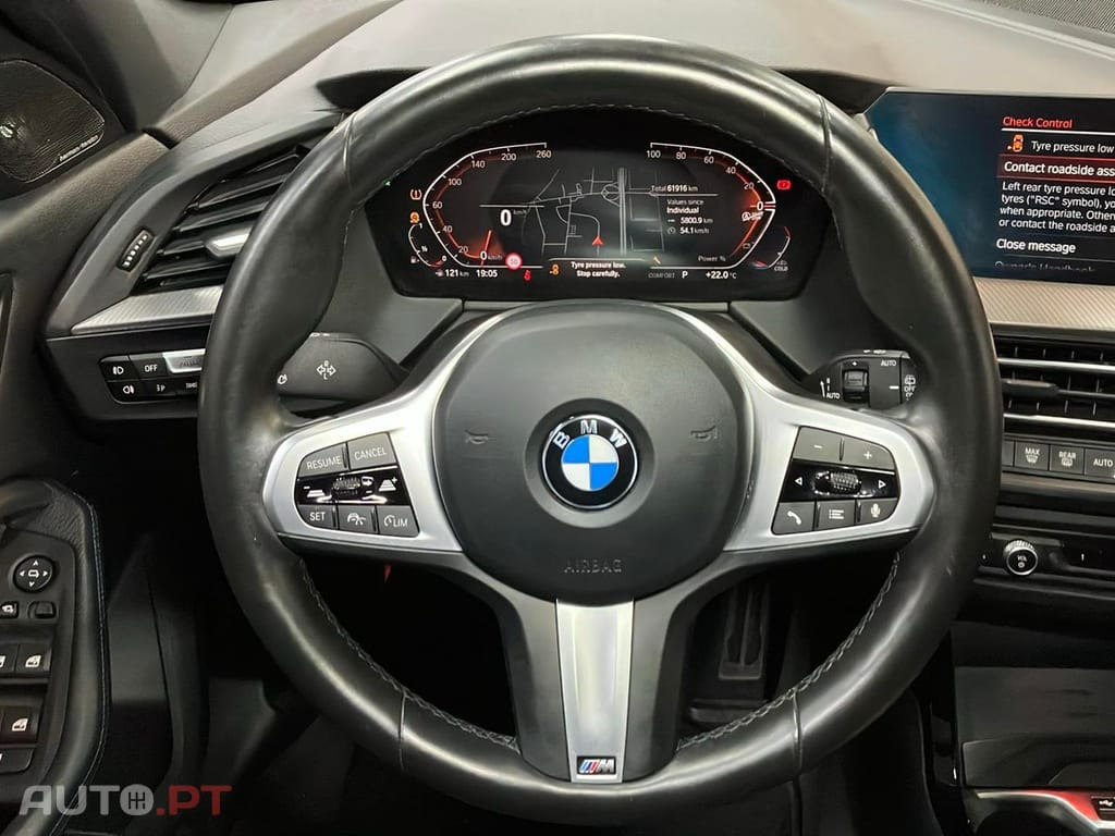 BMW 118 i Pack Desportivo M Auto