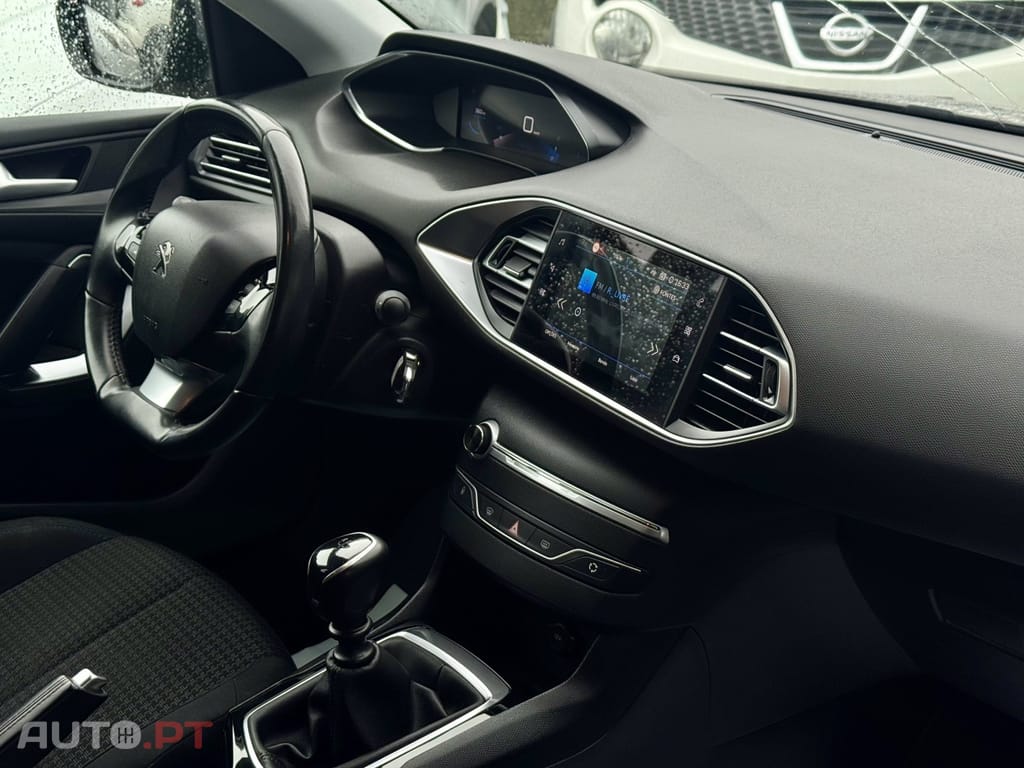 Peugeot 308 1.5 BlueHDi Style