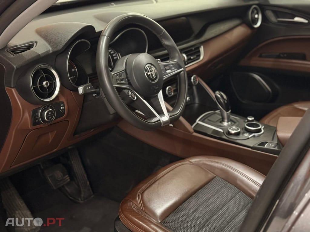 Alfa Romeo Stelvio 2.2 16V AT8 Super