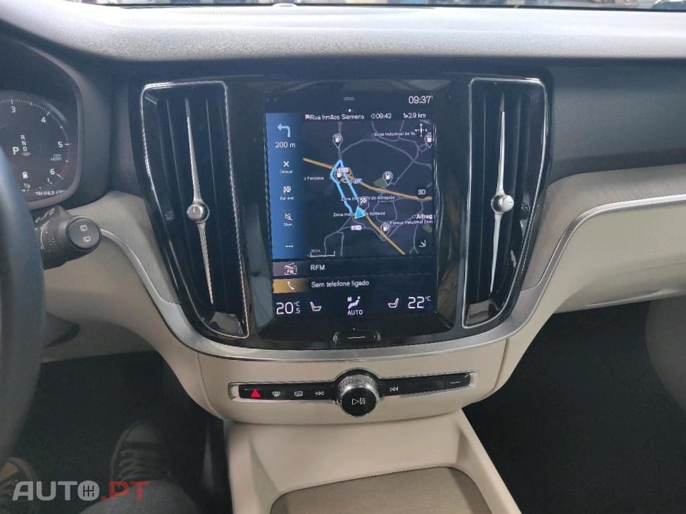 Volvo V60 Cross Country 2.0 B4 Geartronic