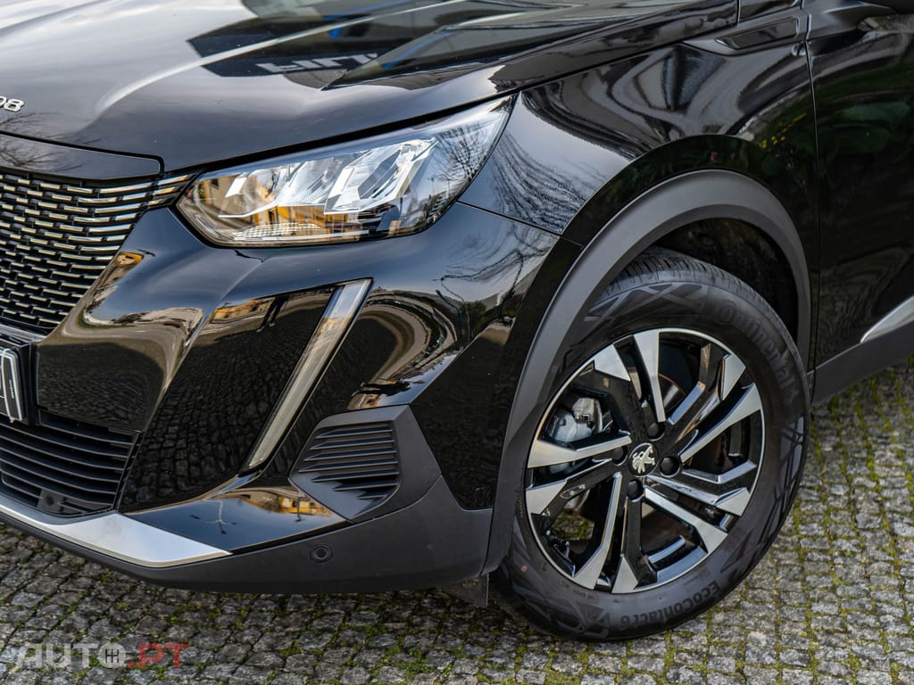 Peugeot 2008 1.2 PureTech Allure Pack