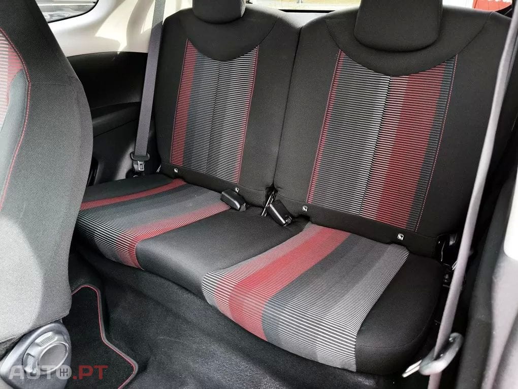 Peugeot 108 1.2 GT LINE