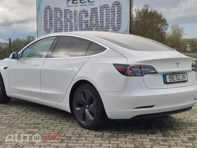 Tesla Model 3 Standard Range Plus RWD