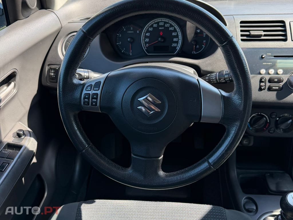 Suzuki Swift 1.3 DDiS GL